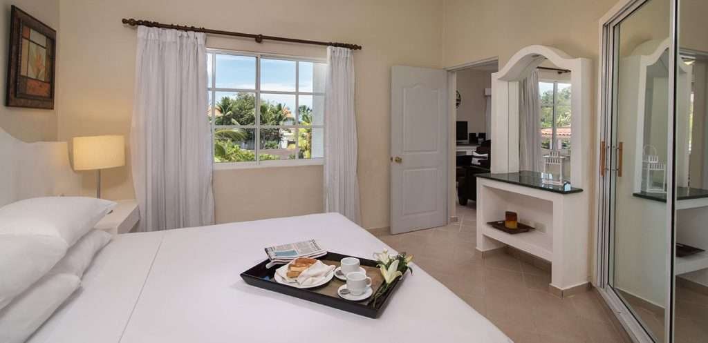 Lifestyle Holiday The Crown Suites – 2 Bedroom Penthouse